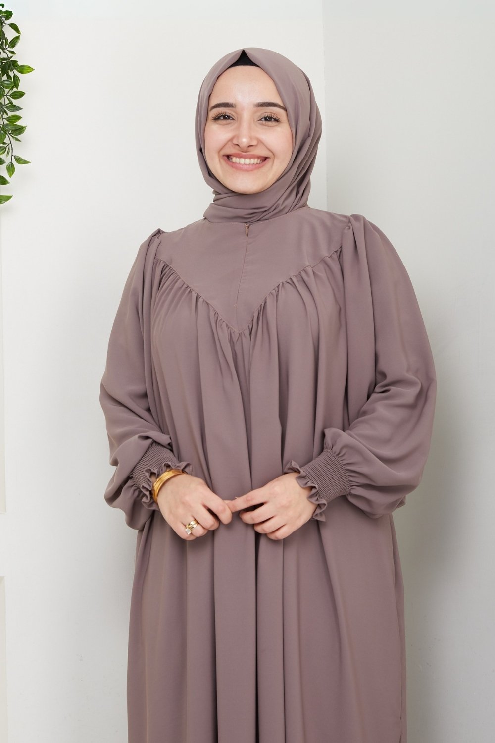 Abaya/AC-2300V